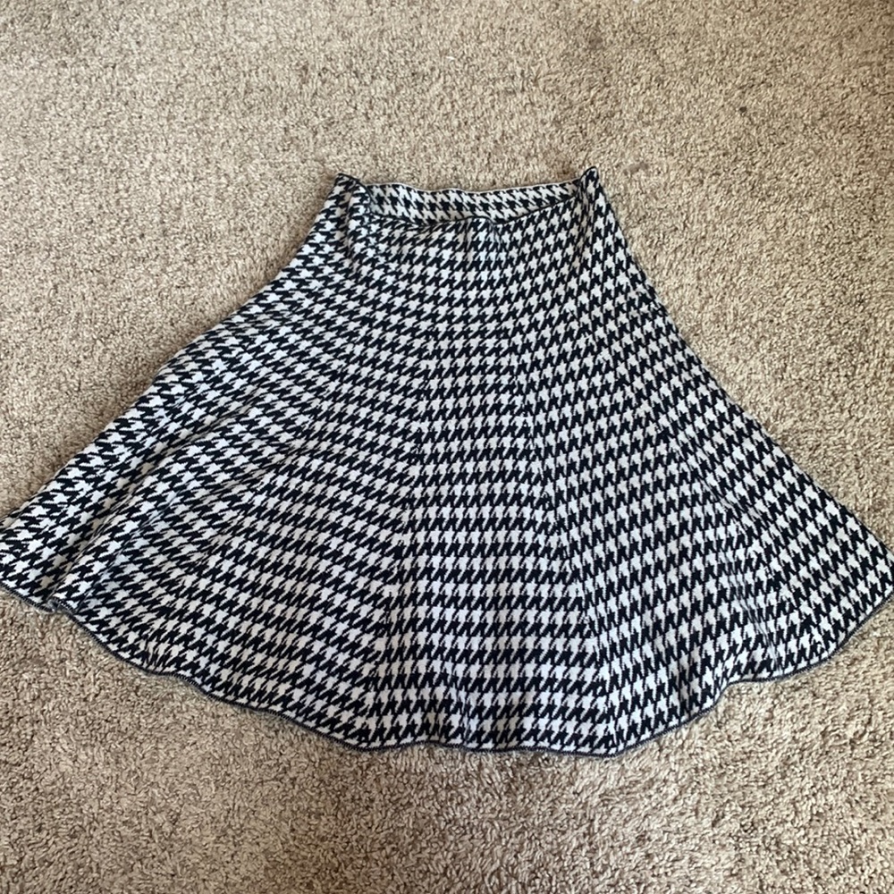Charlotte Russe black and white skirt